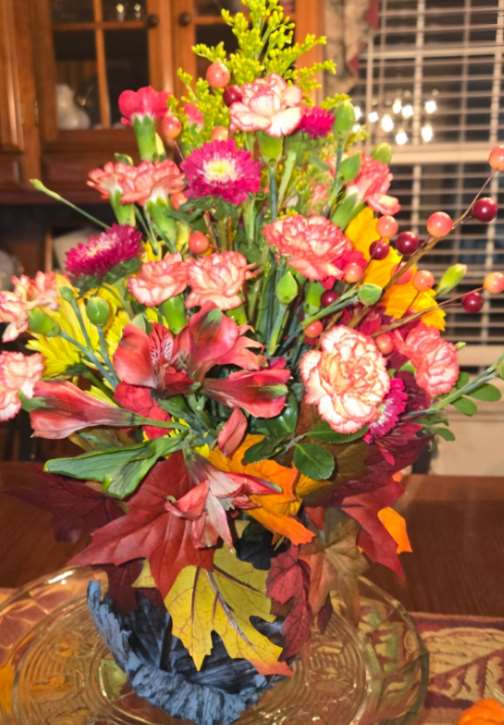 Create Your Own Thanksgiving Floral Centerpiece