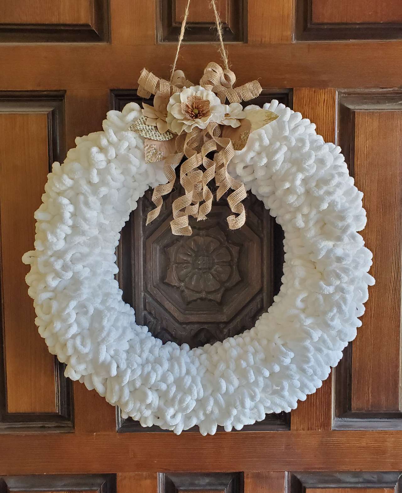 DIY Large Loopy Yarn Wreath - Thu, Dec 19 6:30PM at Federal Way