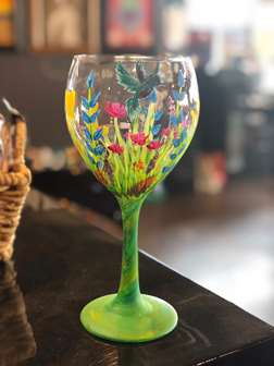 Hummingbird Garden Wine Glass