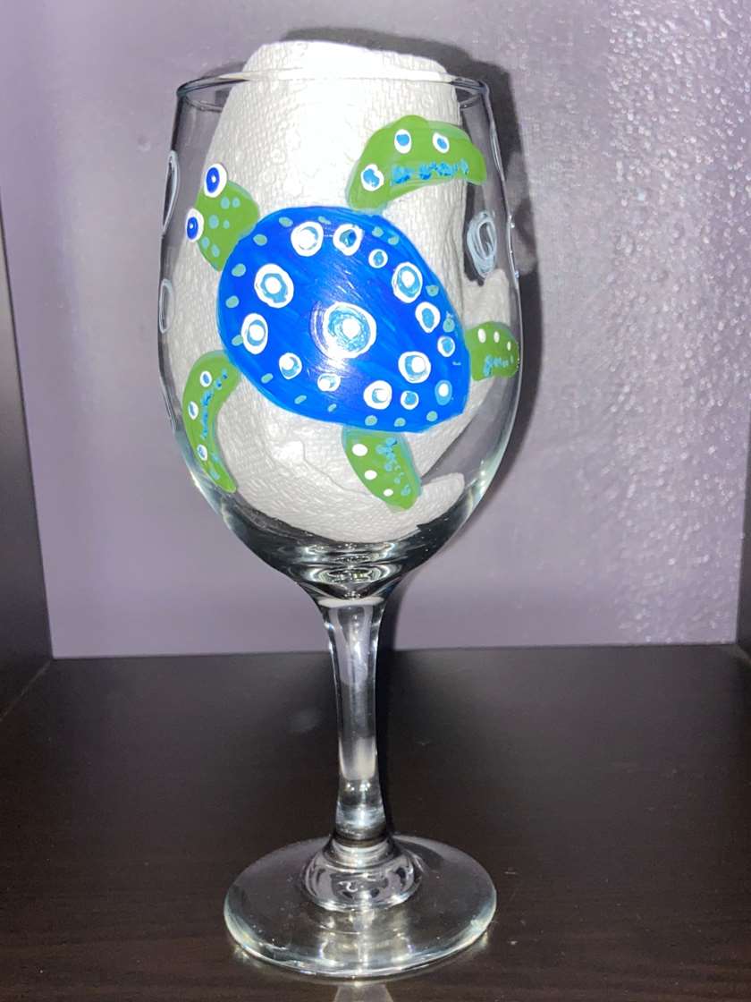 Paint 2 Wine glasses or 1 Wine bottle! Wiregrass Band Fundraiser!